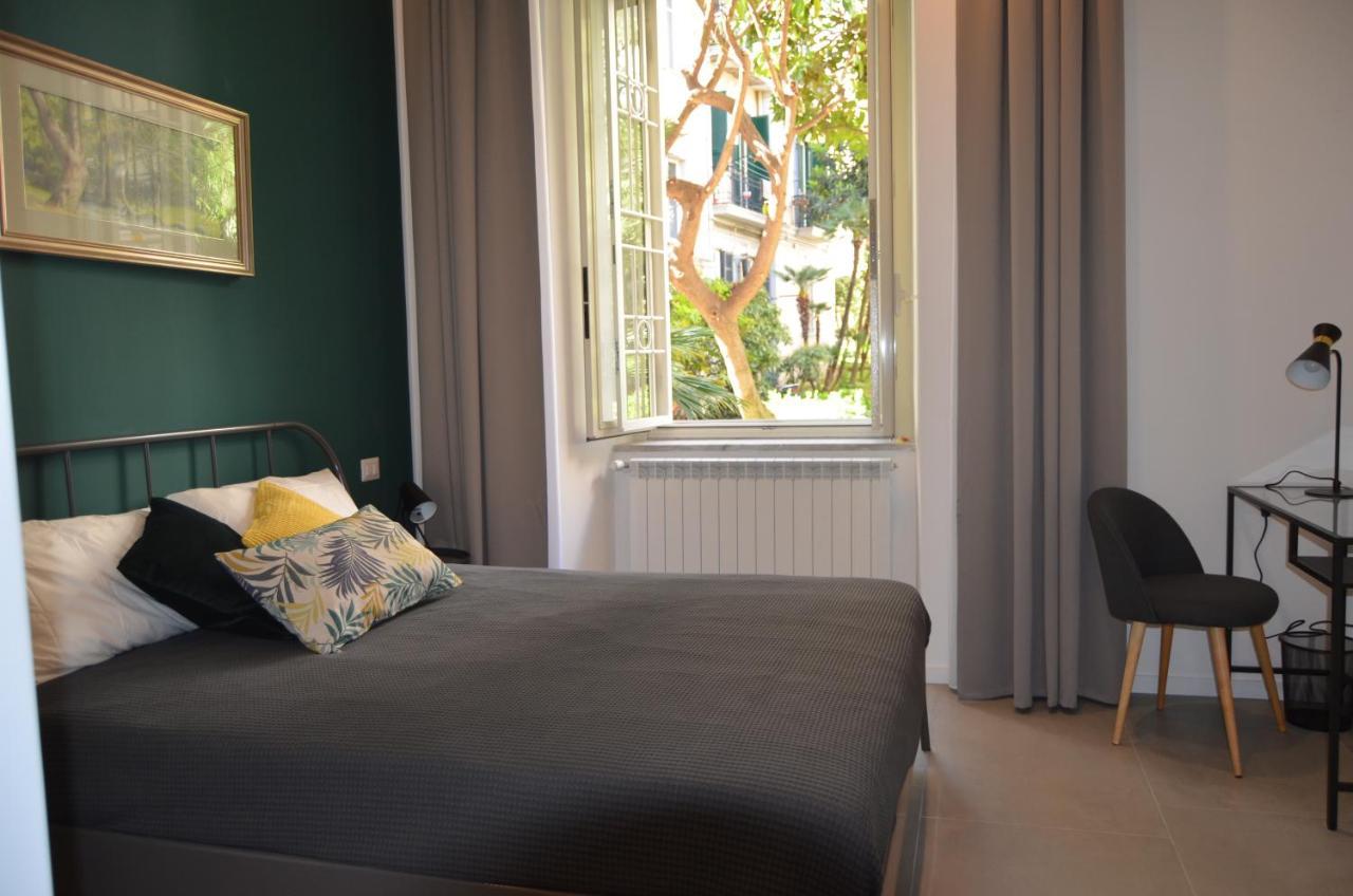 Casa Roger Bed and Breakfast Napoli Eksteriør billede